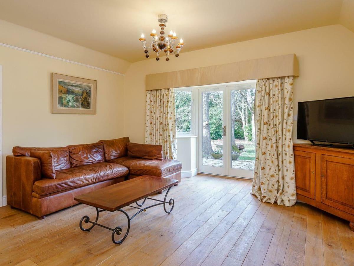 The Kingsley At Eversley Buitenkant foto